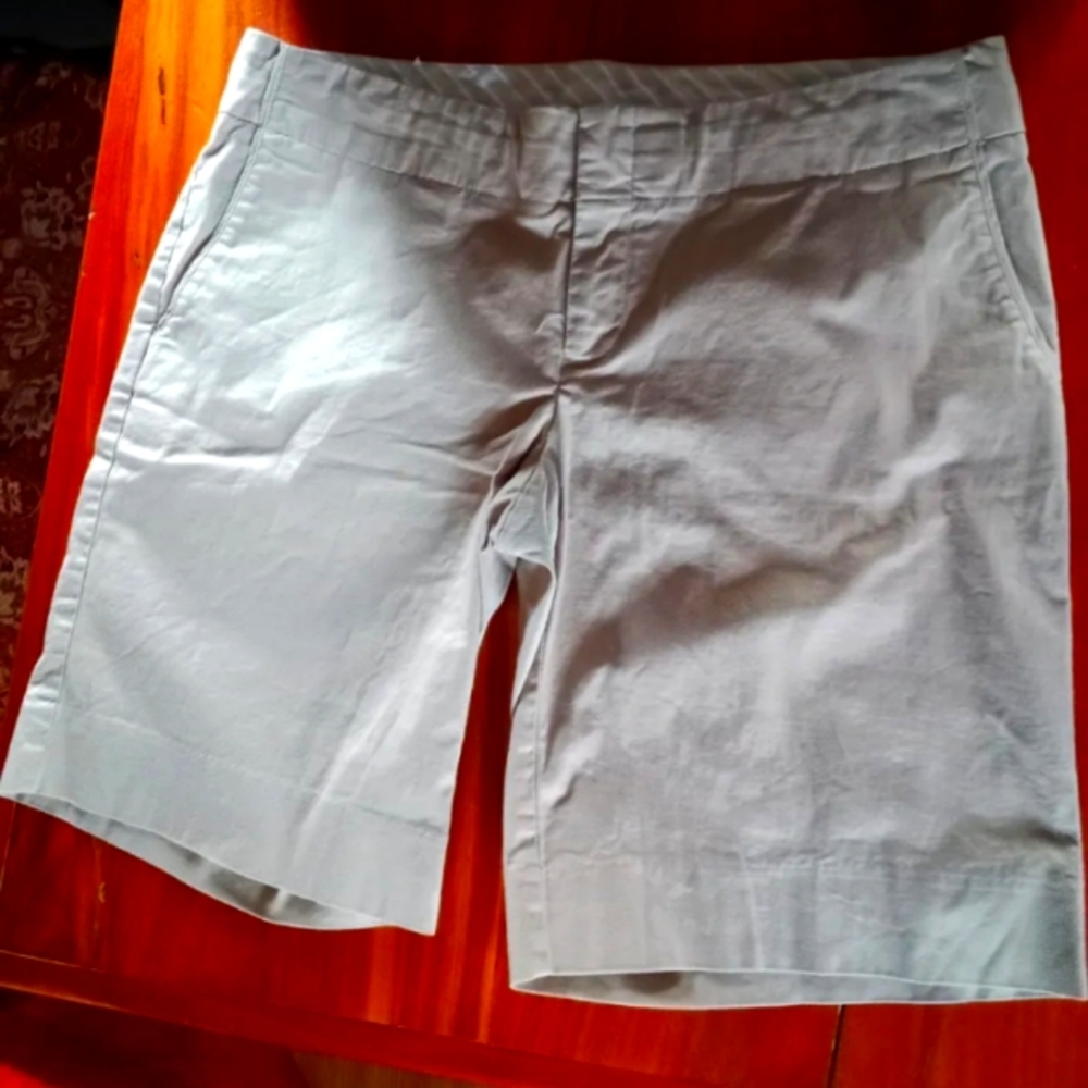 Gap women's shorts size 8